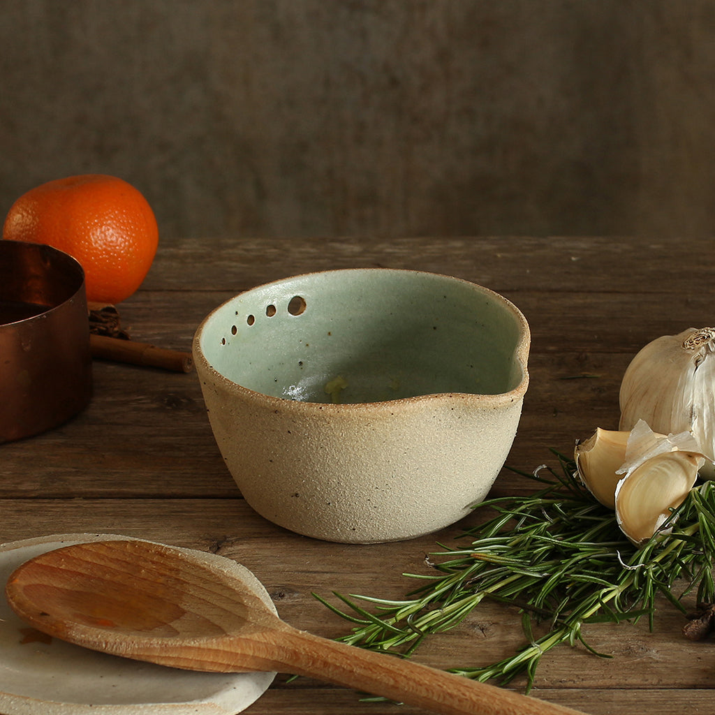 Mint Green Herb Shredder & Garlic Grater Bowl