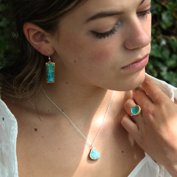 Emerald turquoise glass and ceramic teardrop pendant, ring and rectangle drop earrings - Habulous